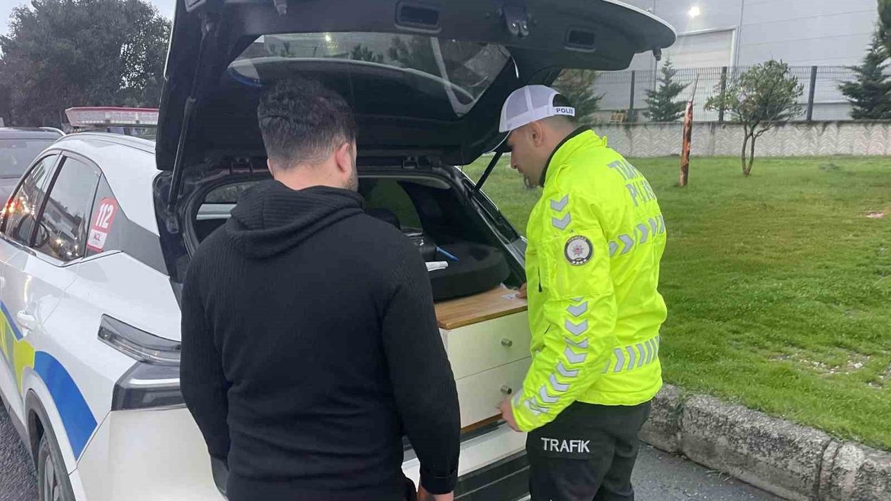 Kapaklı'da Emniyet Şeridi İhlaline 9 Bin 267 TL Ceza