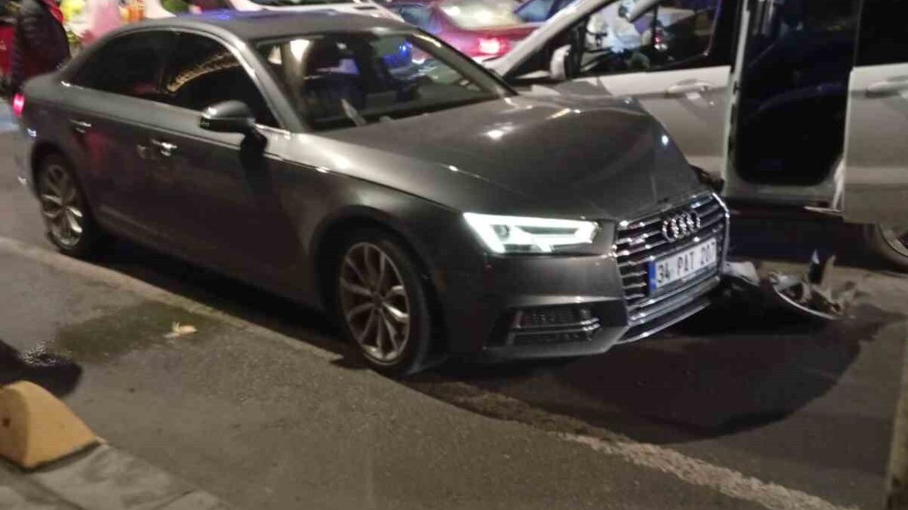 Kapaklı'da Otomobil Çarpıştı: 1 Yaralı