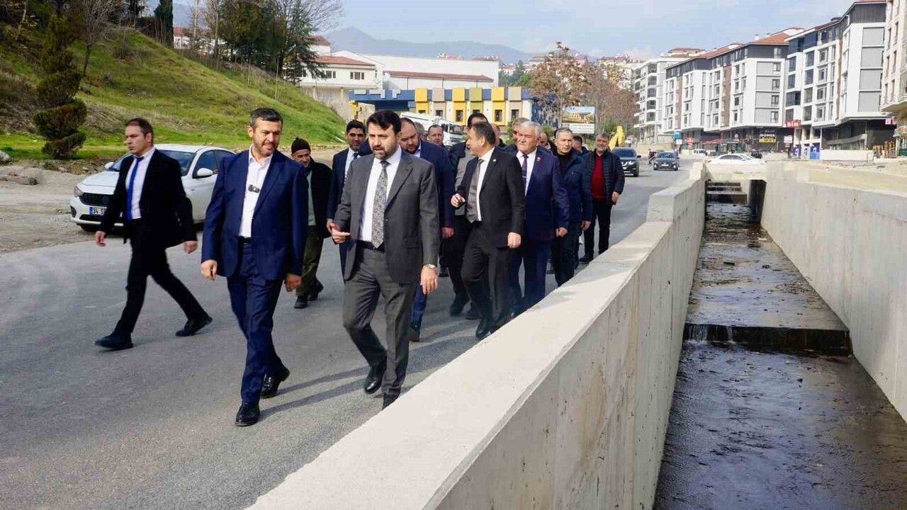 Karabük’te Ergenekon Mahallesi’nde Yeni Bulvar ve Altyapı Çalışmaları İncelendi