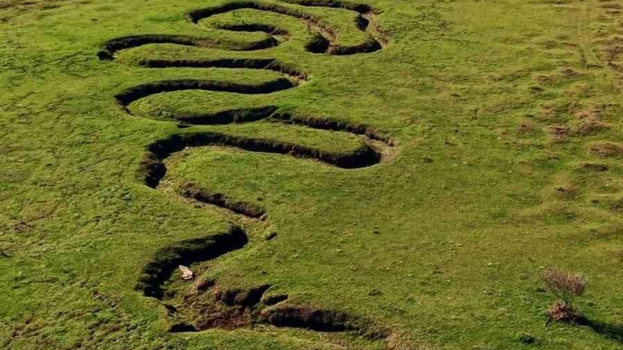Karagöl Yaylası (Sakarya Taraklı) Havadan Görüntülendi: Mendereslerin ve Doğal Dokunun Büyüsü