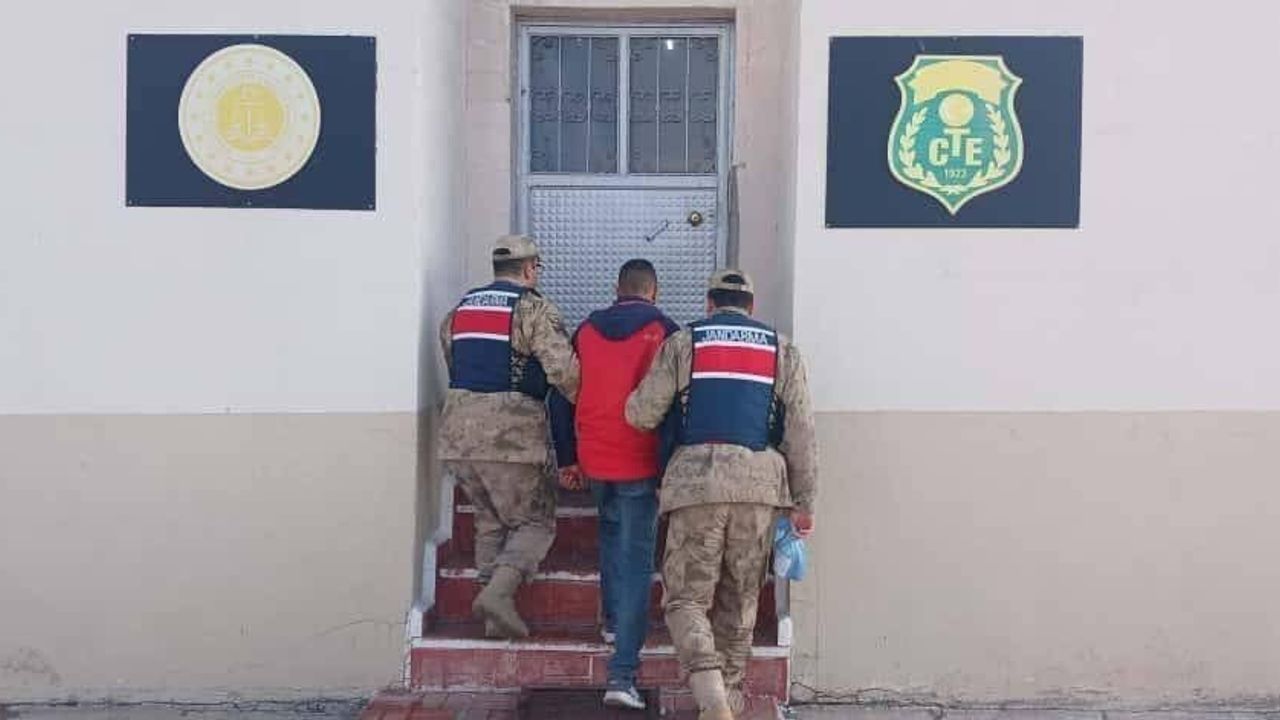 Kars Sarıkamış’ta 'Şantaj' Suçundan 2 Yıl 9 Ay Hapis Cezası Olan Kişi Yakalandı