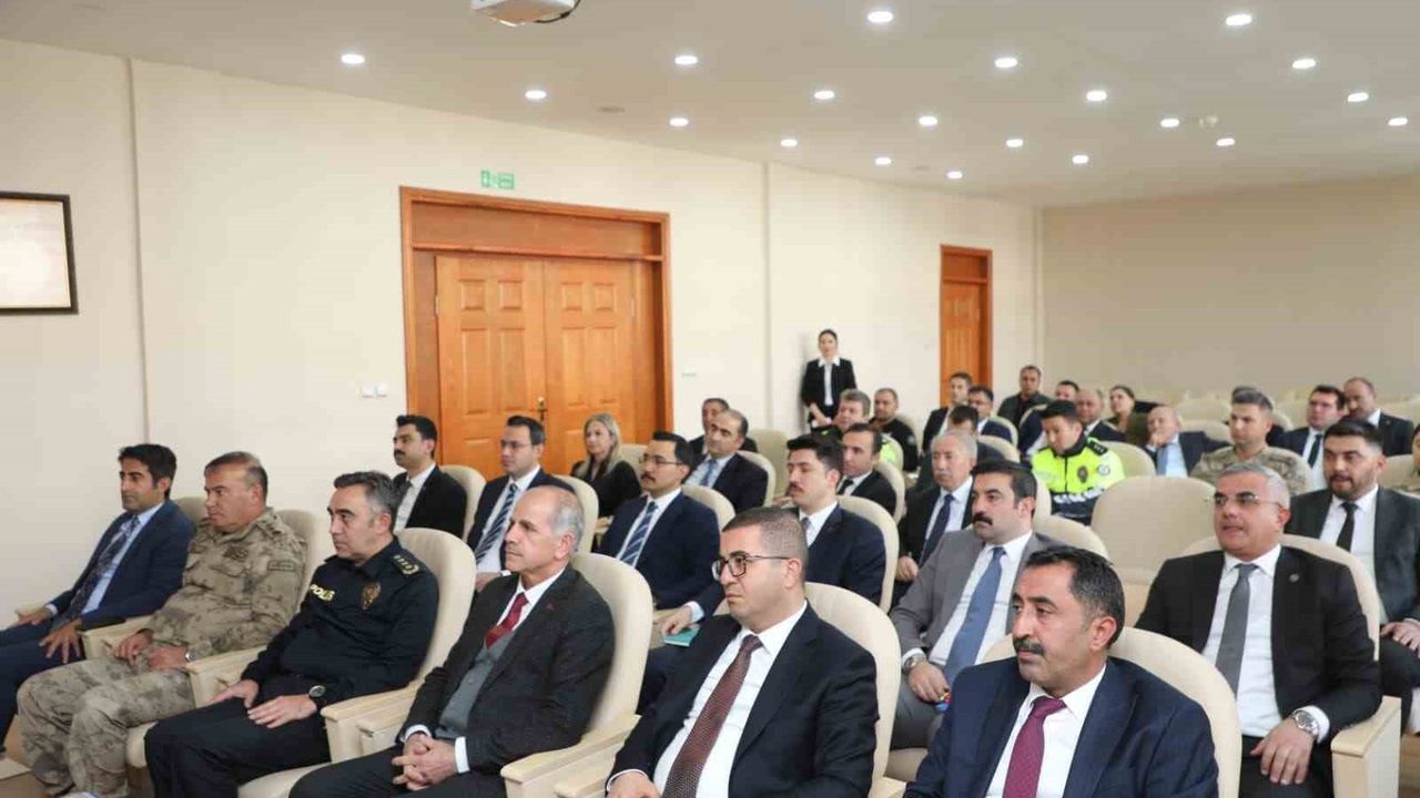 Kars’ta 2025-2026 Kış Tedbirleri Masaya Yatırıldı