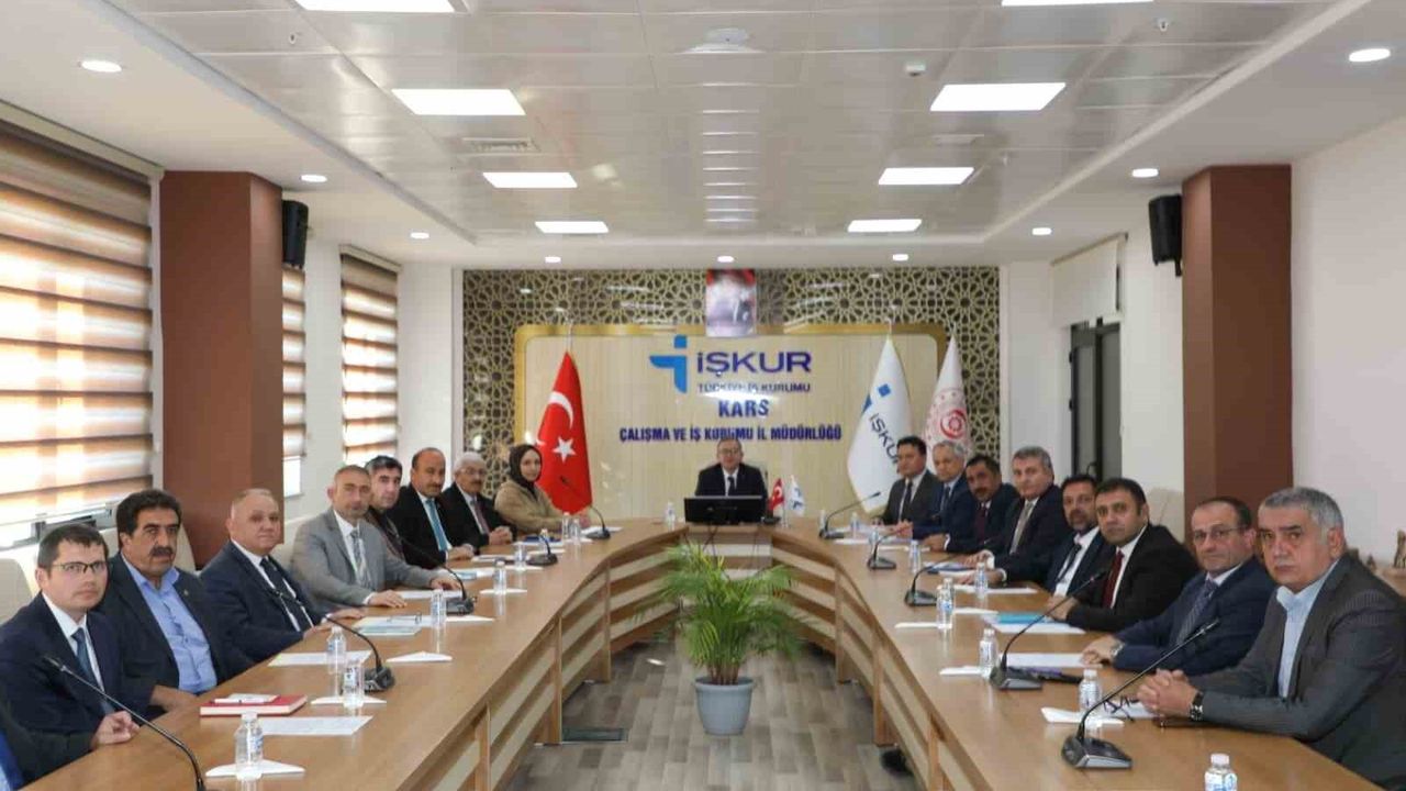 Kars'ta İl İstihdam ve Mesleki Eğitim Kurulu Vali Ziya Polat Başkanlığında Toplandı