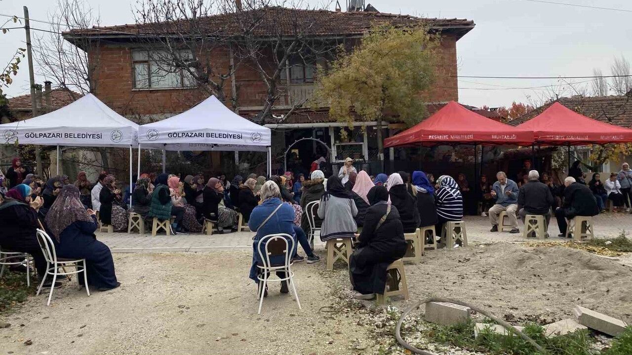 Kartal'da Yumrukla Ölen 16 Yaşındaki İsmail Mert Küçükbaşar Bilecik'te Defnedildi