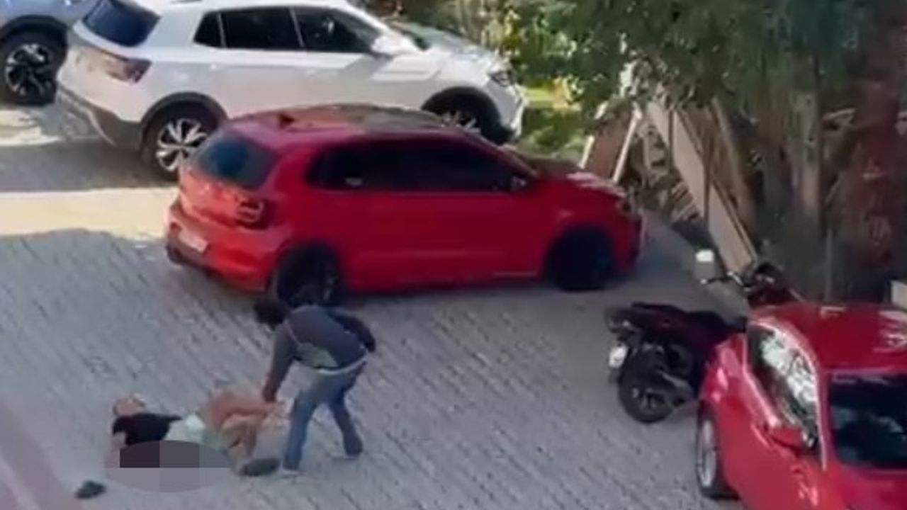 Kaş'ta Bıçaklanarak Öldürülen Yusuf A.'nın Cenazesi Gözyaşlarıyla Teslim Alındı