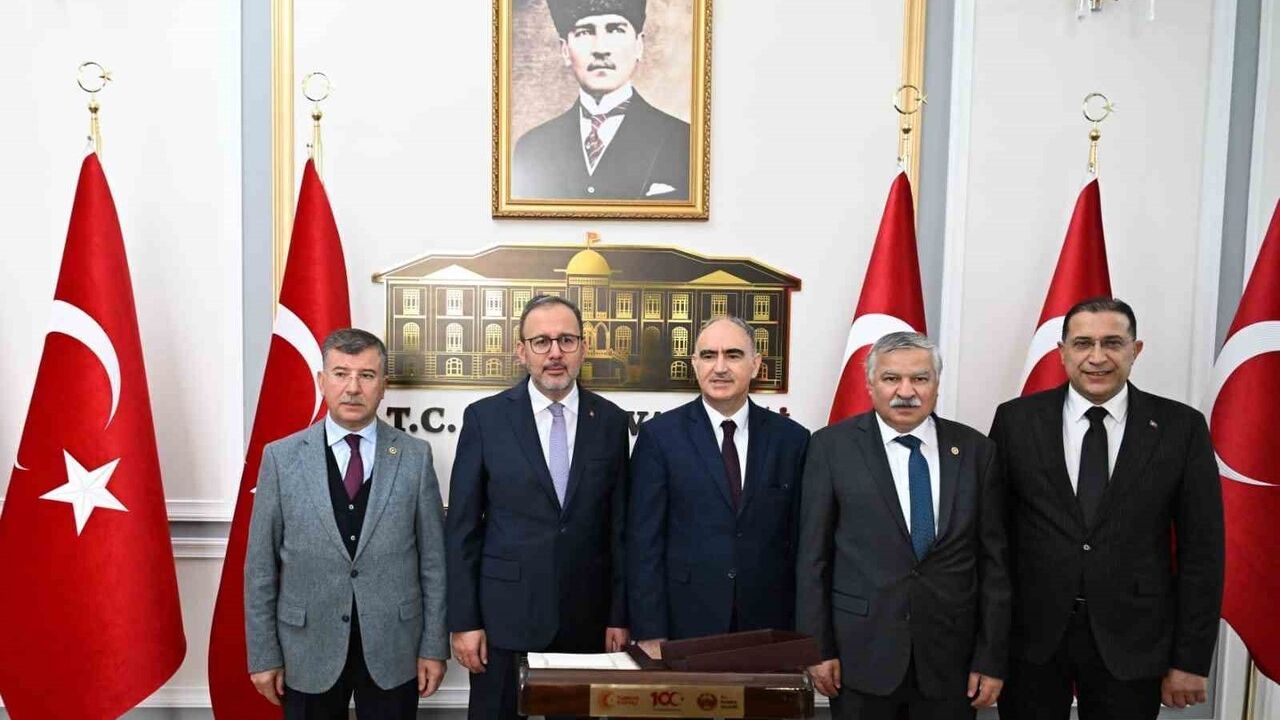 Kasapoğlu: ZEKİ Yaşam Merkezi örnek model — "Bu komisyon masabaşı değil"