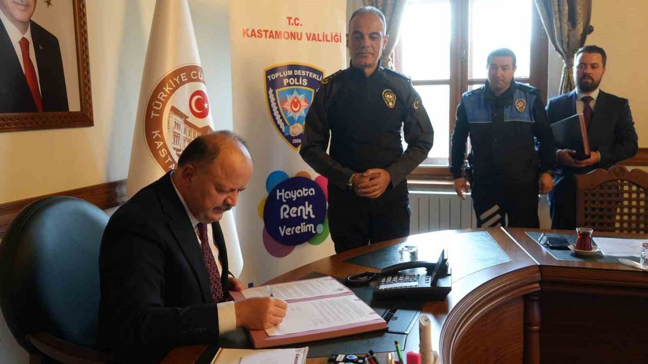 Kastamonu'da Vali Dallı: "Uyuşturucu Mücadelesinde İhbar Hayati Önemde"