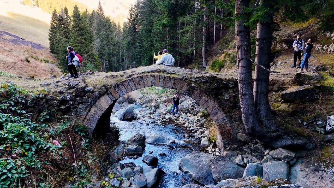 Kayıp Santa Yolu'nda Vefa Yürüyüşü: Necmettin Yılmaz Anıldı