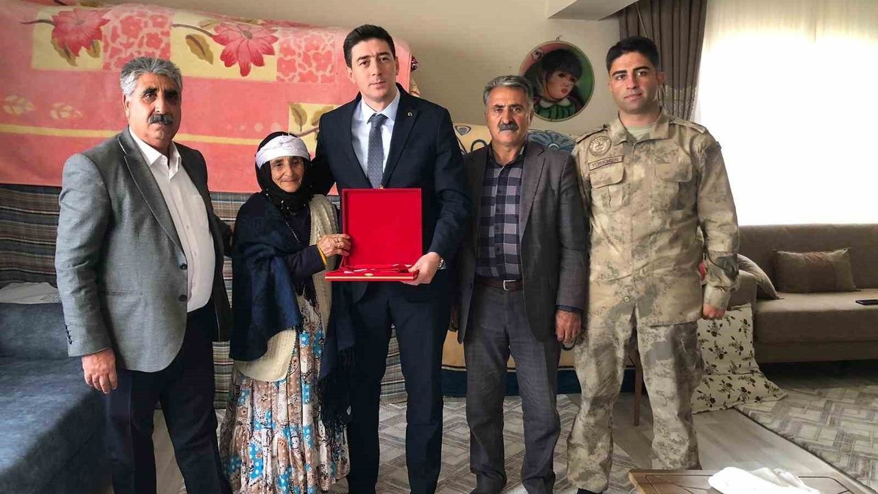 Kaymakam Fatih Erdoğan’dan Şehit Nurettin Manaz’ın Ailesine Ziyaret