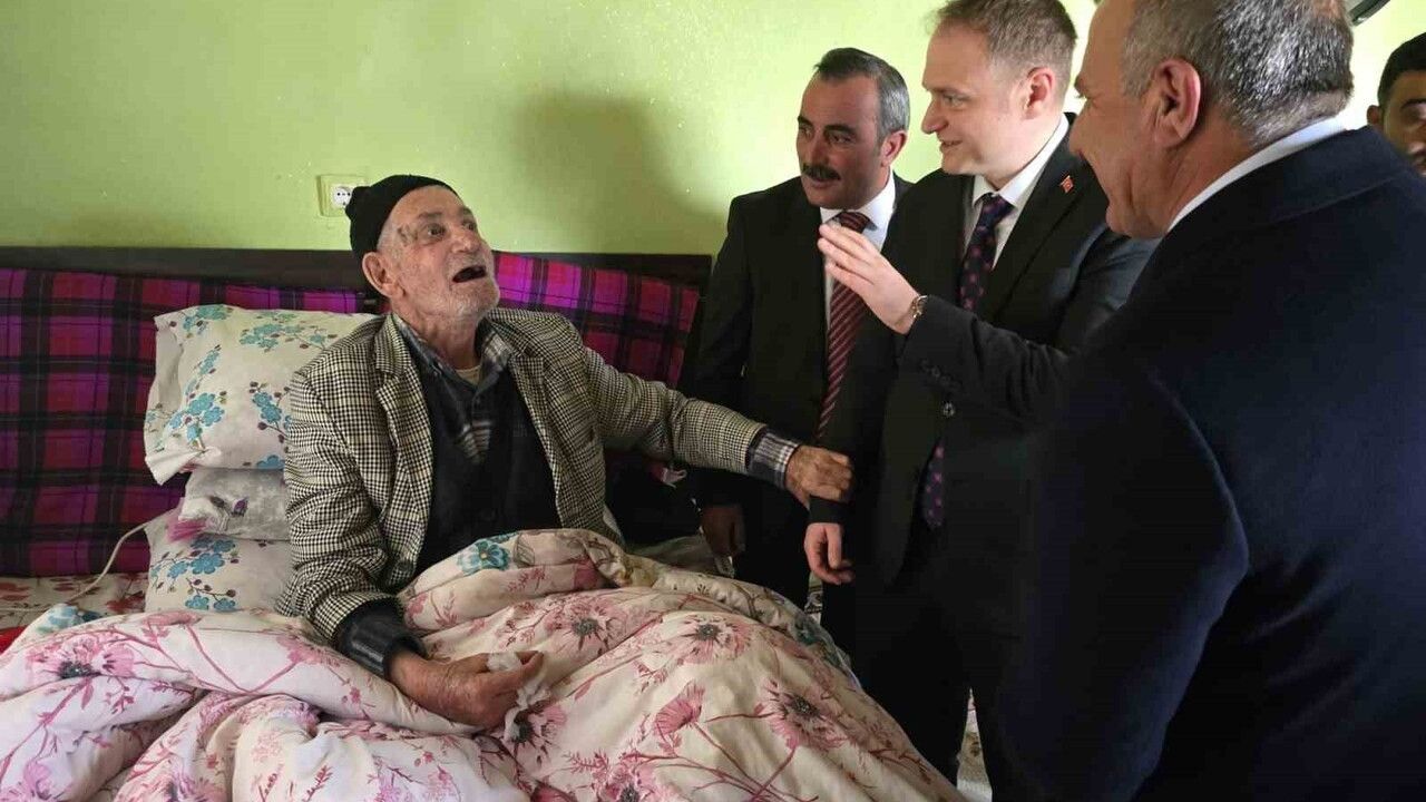 Kaymakam Koşansu Uzgörür'de 'Milletin Evinde Devlet' ile Ev Ev Sorun Dinledi