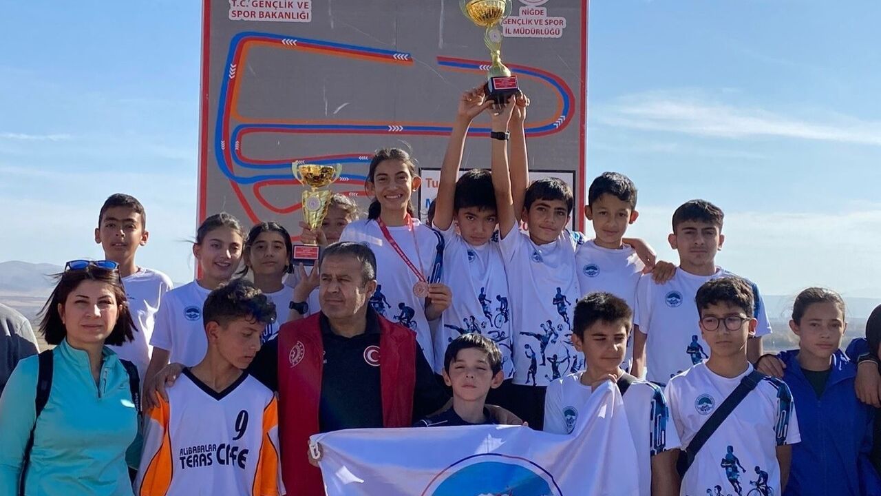 Kayseri Büyükşehir Belediyesi Spor A.Ş. Niğde Krosunda 1 Altın, 2 Gümüş, 1 Bronz