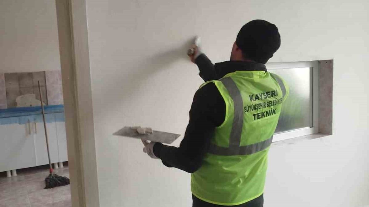 Kayseri Büyükşehir, Sarız’da Veli Altınkaya Taziye ve Kültür Evi'ni Yeniledi