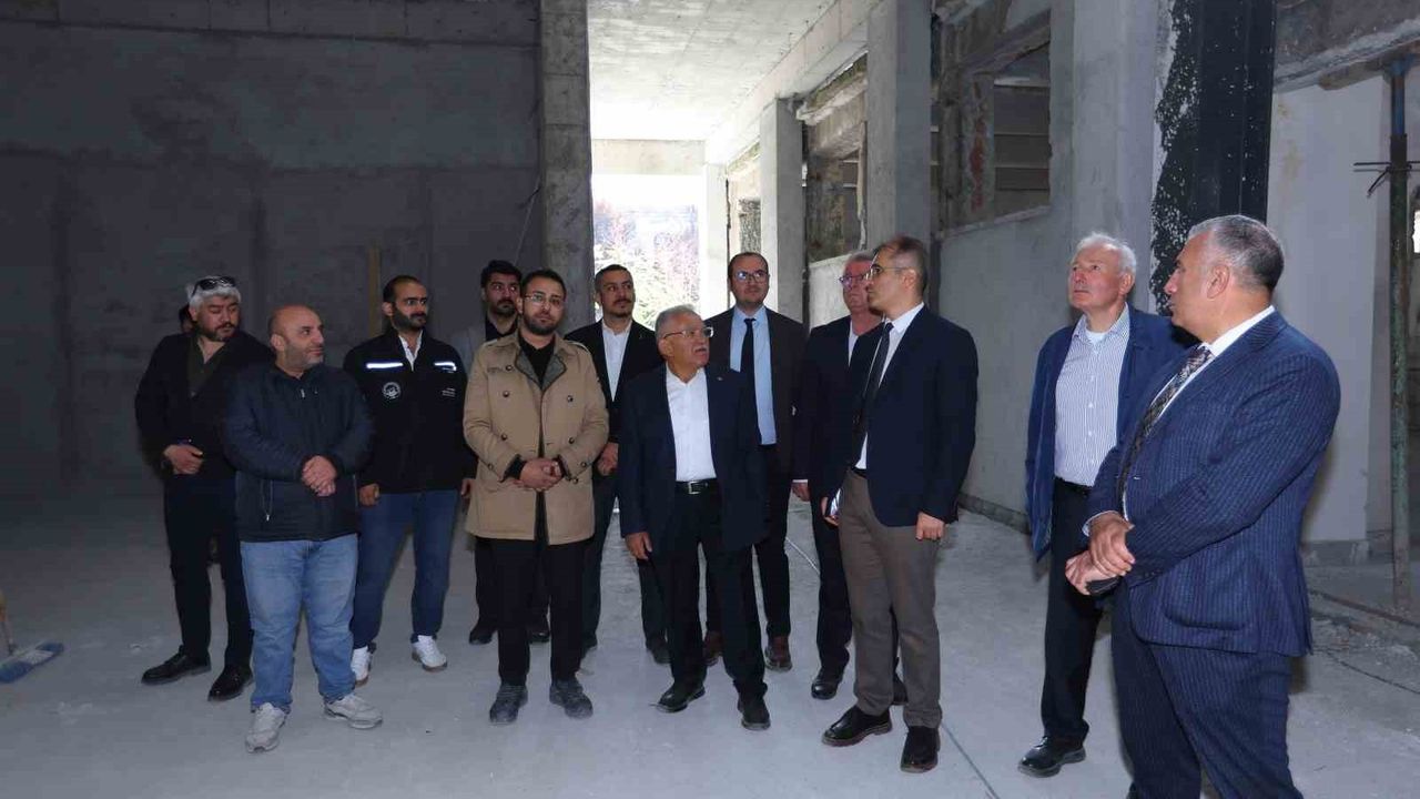 Kayseri'de 115 Milyon TL'lik Paleontoloji Müzesi: 7,7 Milyon Yıllık Fosiller Sergilenecek