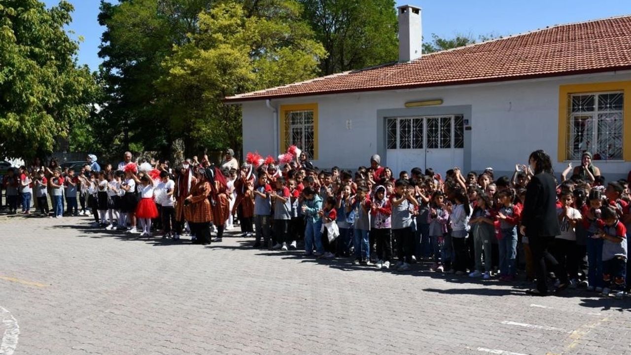 Kayseri'de 315 bin 44 öğrenci ilk ara tatile girdi