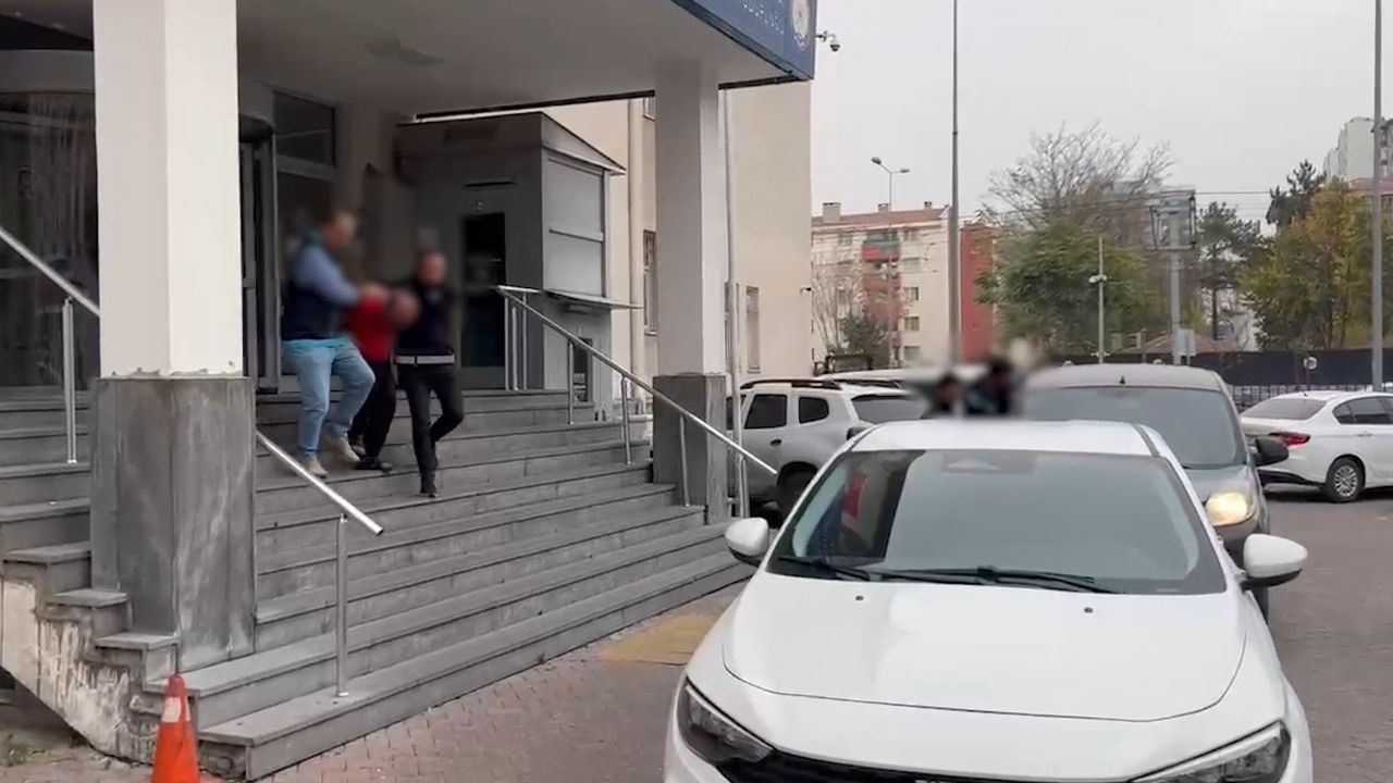 Kayseri'de Evden 100 Bin TL'lik Hırsızlık: 2 Şüpheli Yakalandı