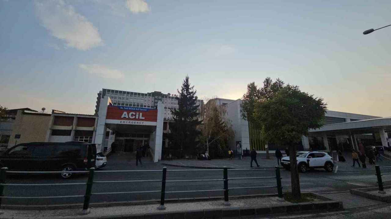 Kayseri'de Okul Sucuk Festivali: Yaklaşık 80 Öğrenci Hastaneye Kaldırıldı