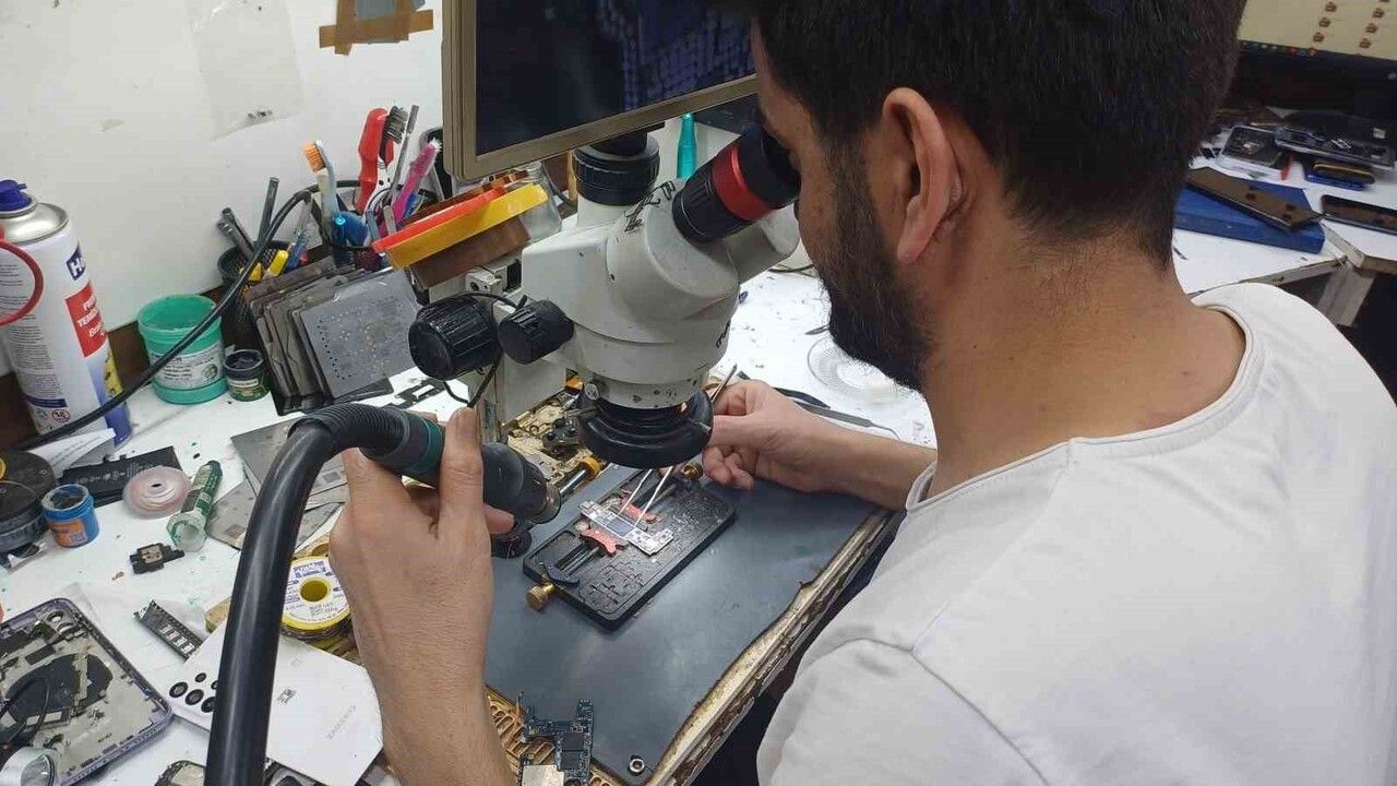 Kayseri'de Uyarı: Yenilenmiş Telefonlarda Toplama ve Parça Riski