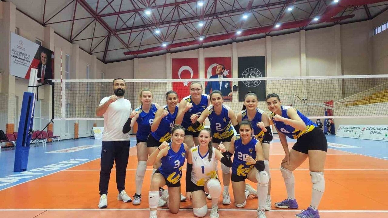 Kayseri Derbisi: Kayseri Cimnastik 3-0 ile Galip