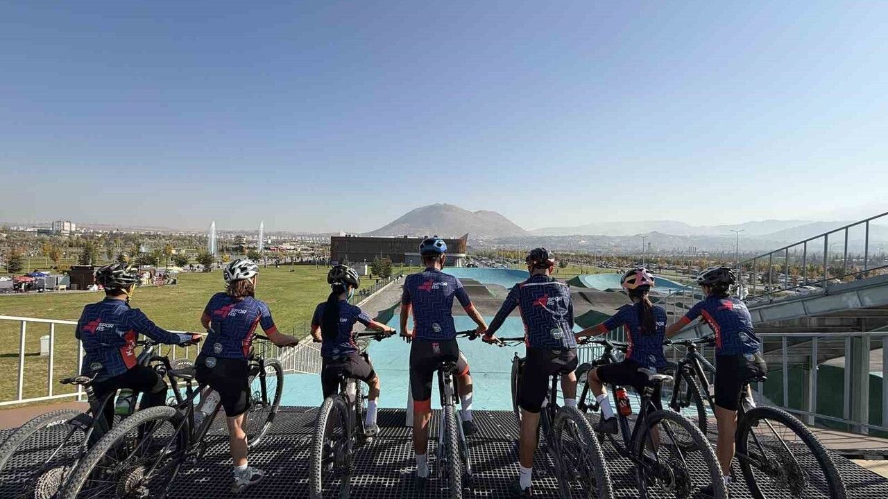 Kayseri'ye Türkiye'nin 2. BMX Parkuru ve Yeni BMX Spor Okulu