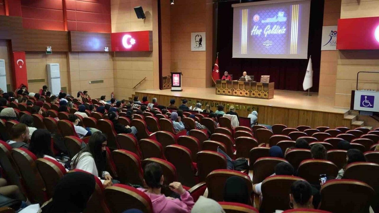 KBÜ'de Sağlık Hizmetlerinde İnsan Kaynağı Planlaması Semineri
