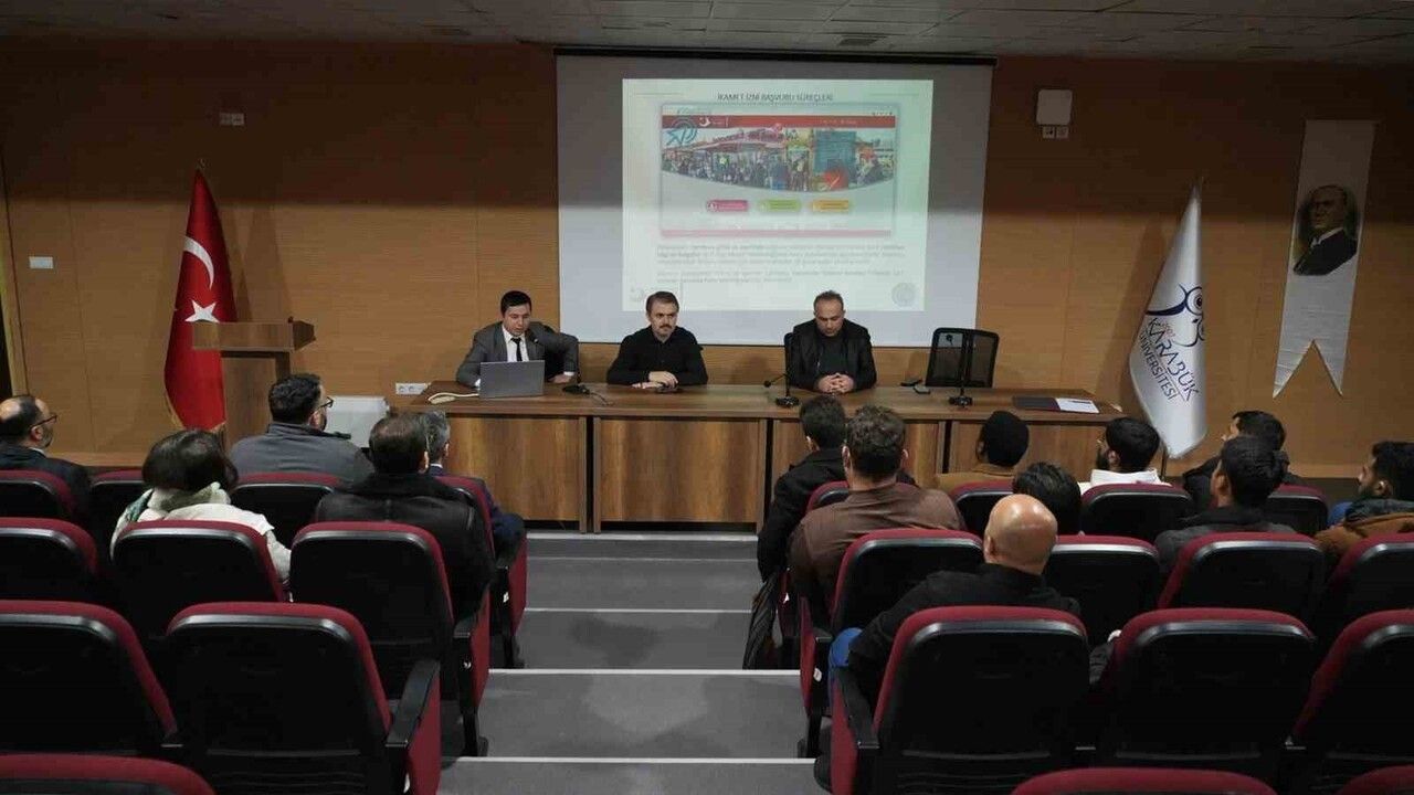 KBÜ ve Göç İdaresi'nden Uluslararası Öğrencilere İkamet Bilgilendirmesi