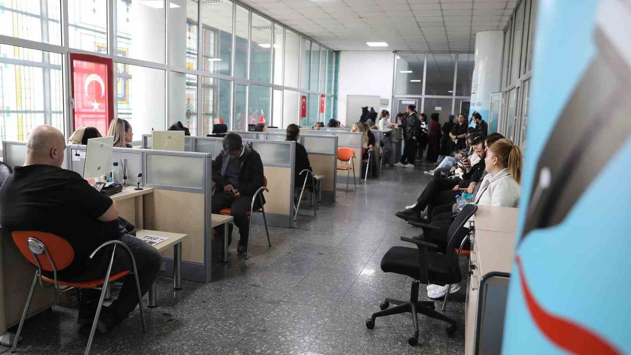 Keçiören Belediyesi Kariyer Ofisi 2025'te 495 Kişiyi İstihdama Kavuşturdu