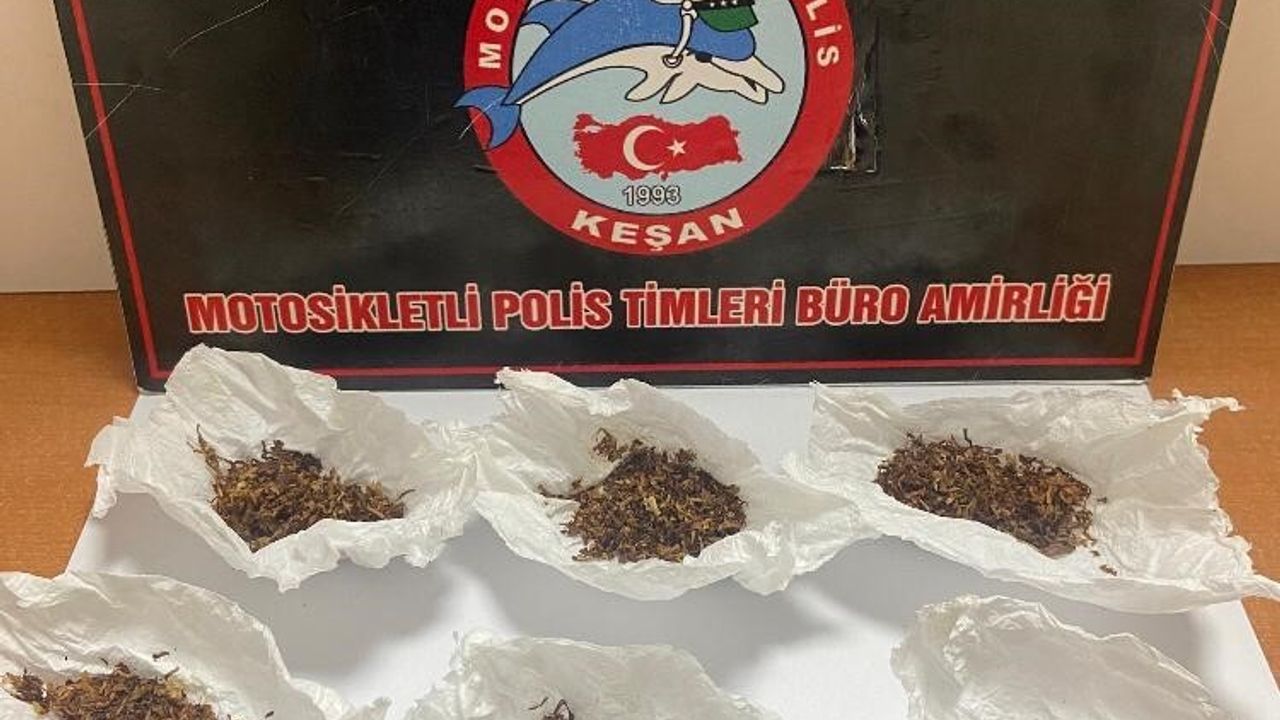 Keşan'da polis uyuşturucuya bulanmış tütün ele geçirdi