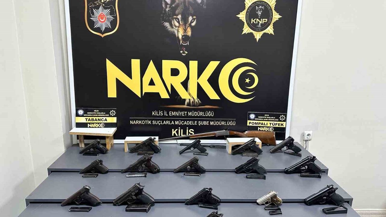 Kilis’te Operasyon: Tırda 17 Ruhsatsız Tabanca ve 200 Kaçak Sigara Ele Geçirildi — 1 Tutuklama