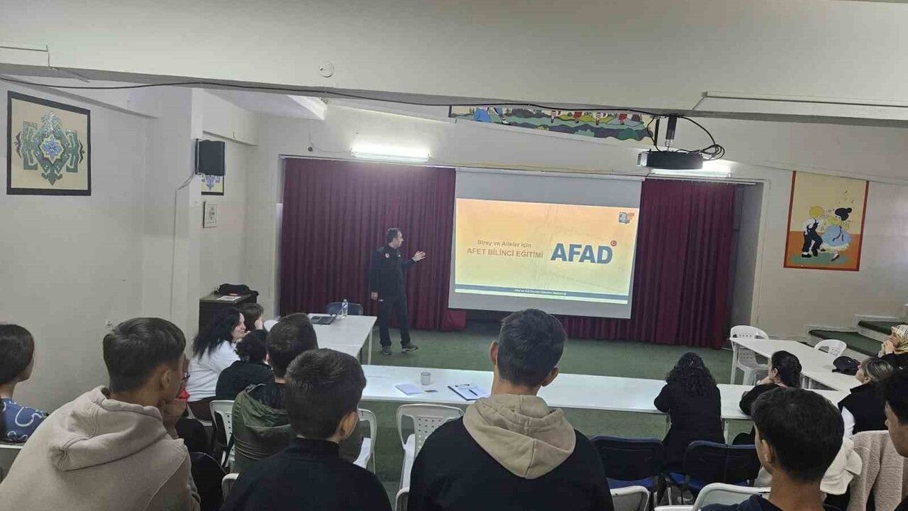 Kırklareli'de AFAD'tan Koruma Altındaki Çocuklara Afet Eğitimi