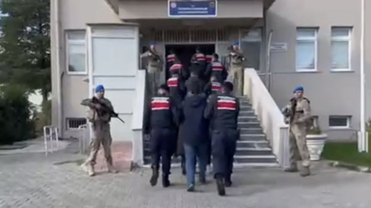 Kırklareli'de FETÖ Operasyonu: Yurtdışına Kaçmaya Çalışan 6 Şüpheli Yakalandı