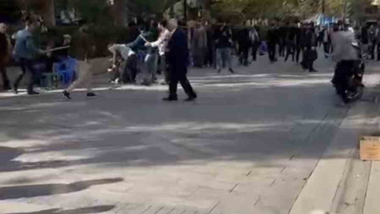 Kızıltepe’de Kuyumcular Arasında Bıçaklı Kavga: 1 Kişi Hayatını Kaybetti