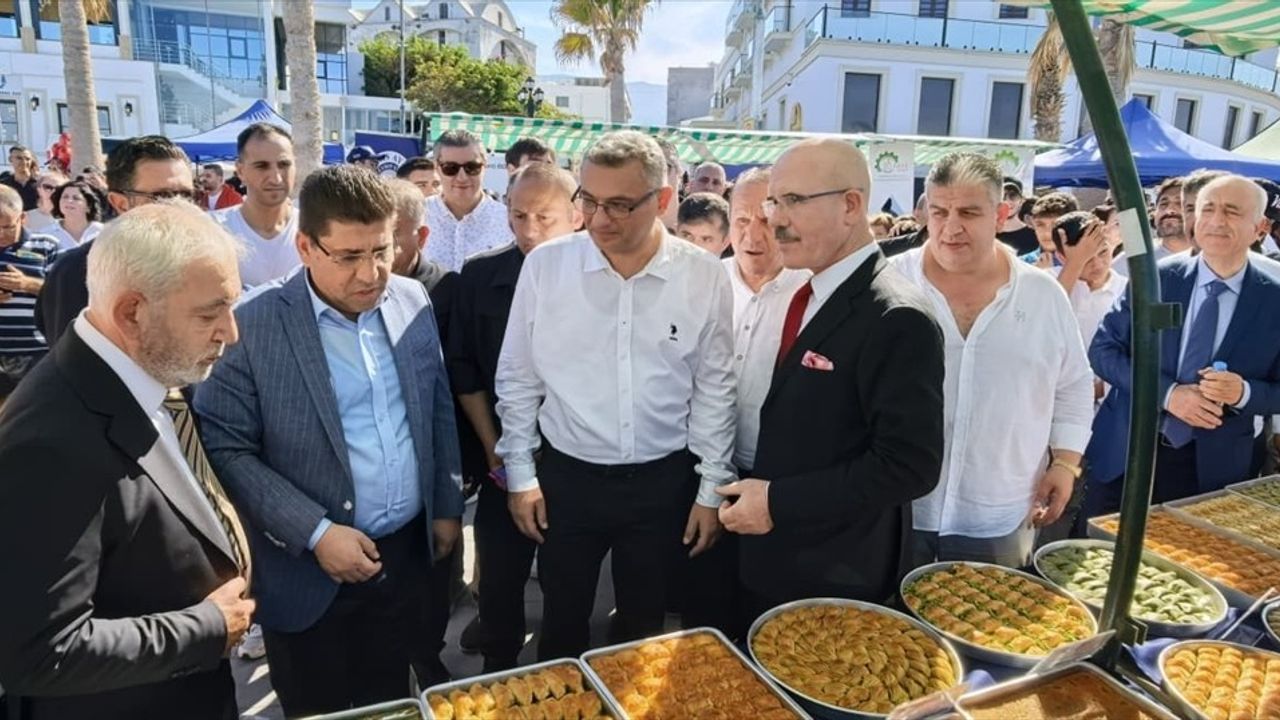 KKTC'de 14. Uluslararası Baklava Festivali Girne Antik Liman'da