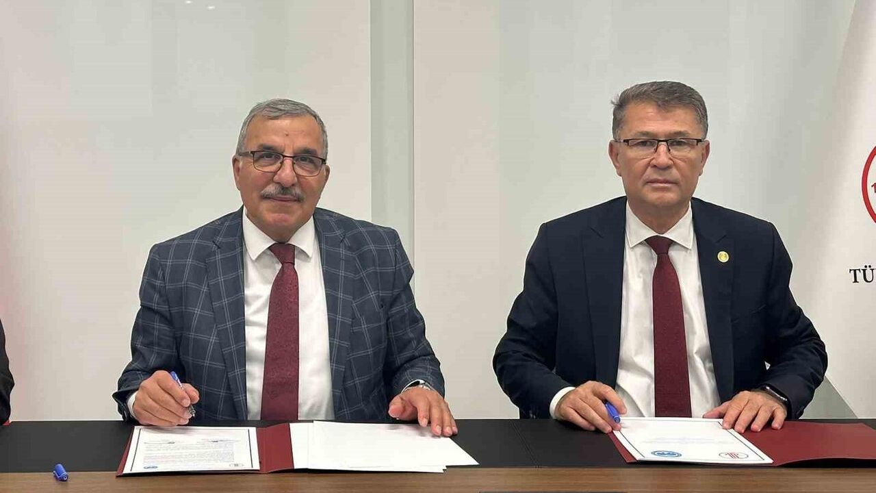 KMÜ ile TDK Arasında Türk Dünyası İçin İş Birliği Protokolü İmzalandı