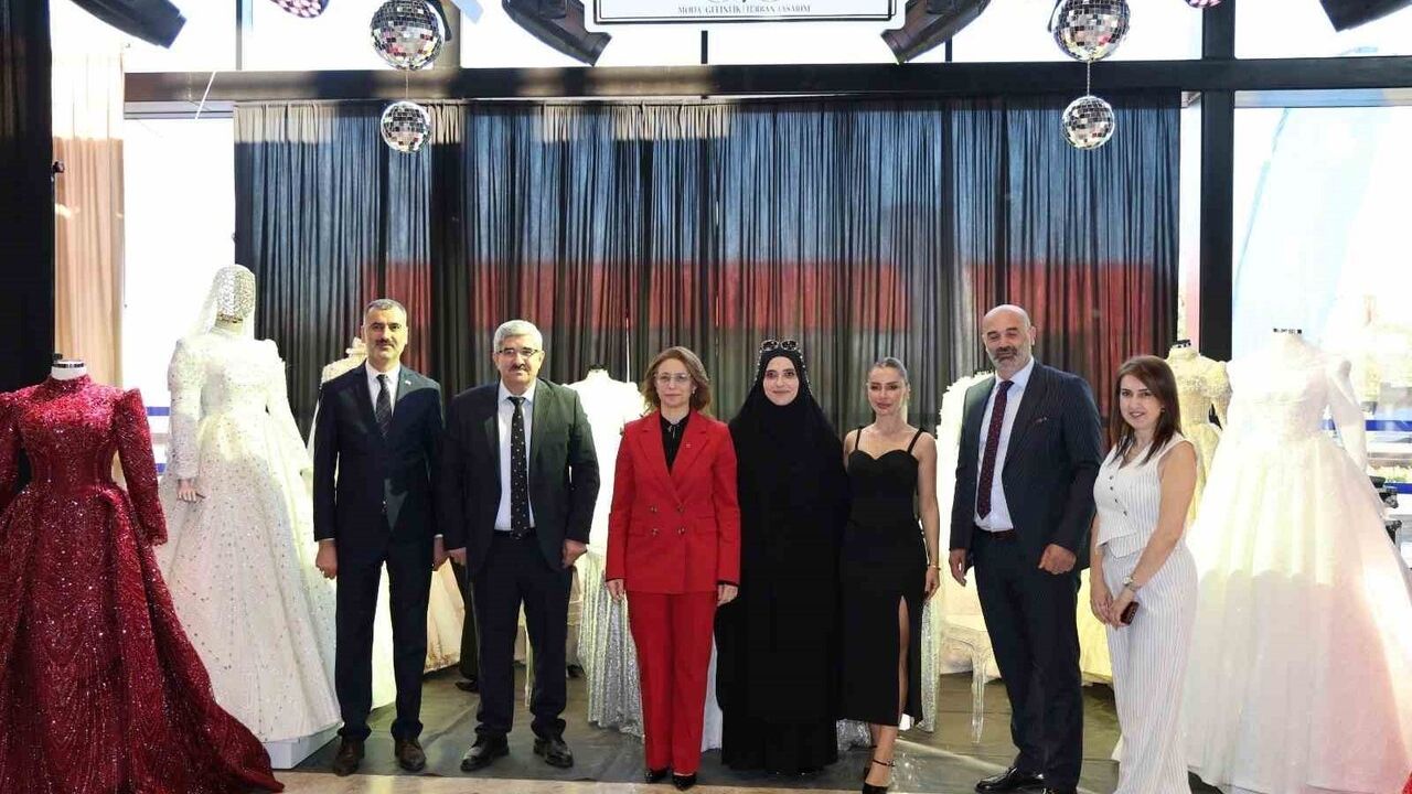 Kocaeli 3. Evlilik Fuarı Kapılarını Açtı — Düğün Trendleri ve Defileler