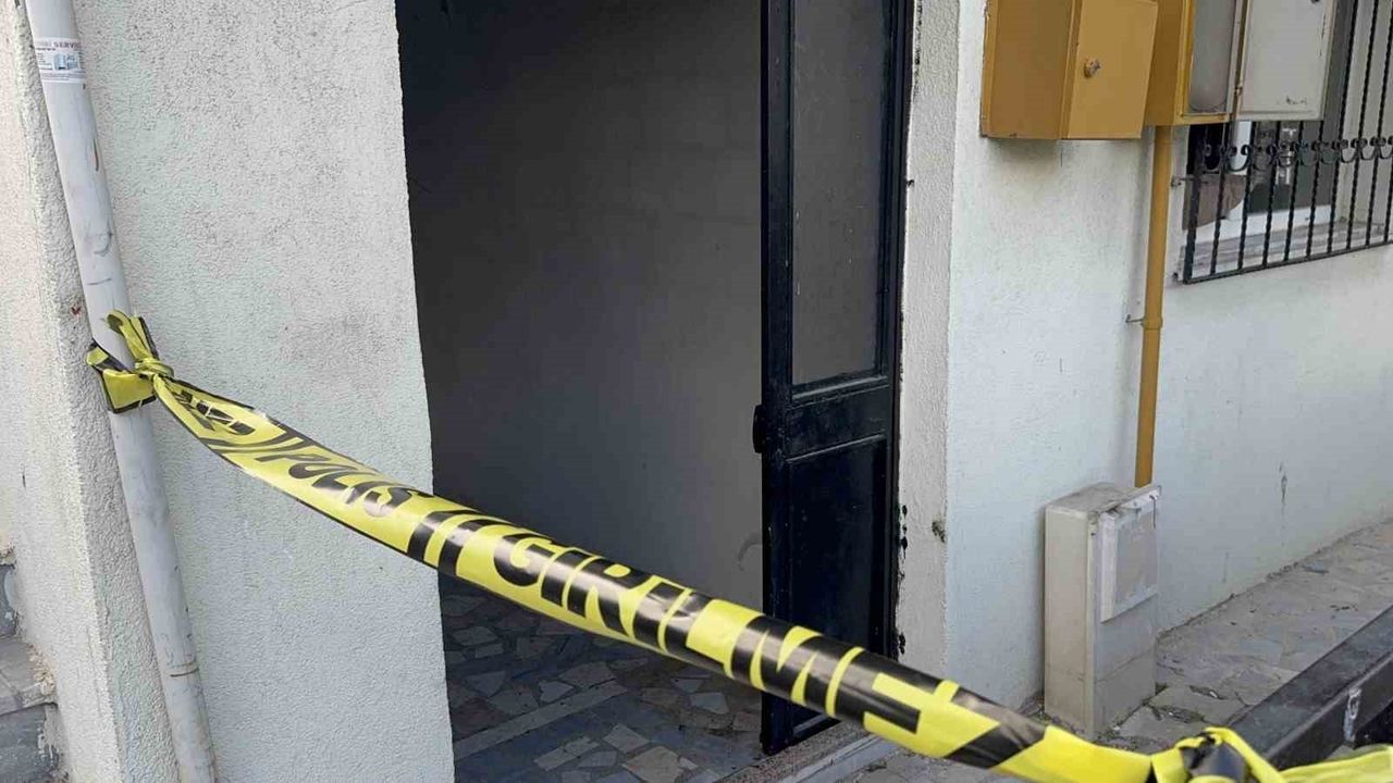 Kocaeli Çayırova'da Ev Yangını: 2 Yaşındaki Ersin A. Hayatını Kaybetti