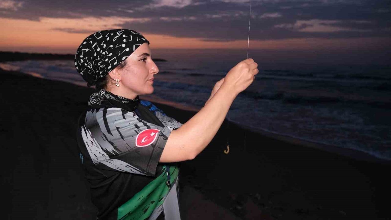 Kocaeli'de 8. Uluslararası Surfcasting Yarışması'nda 212 Olta Ustası Yarışıyor