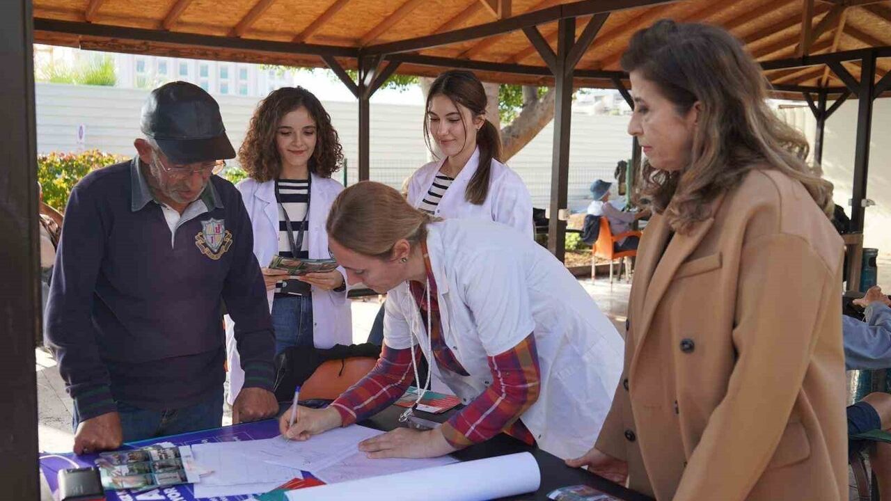 Konyaaltı’nda Dünya Diyabet Günü: Diyabet ve Kanser Bilgilendirmesi