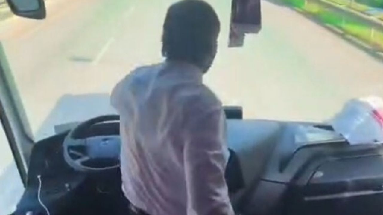 Konyaspor-Antalyaspor Deplasmanında Otobüs Şoförü Oynadı — Sosyal Medyada Tepki