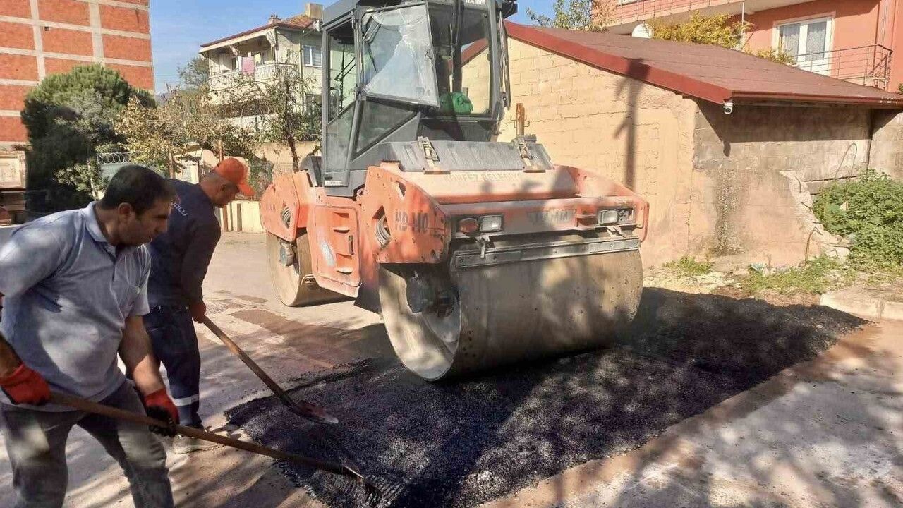 Körfez'de Yol Bakım ve Asfalt Yama Çalışmaları Sürüyor