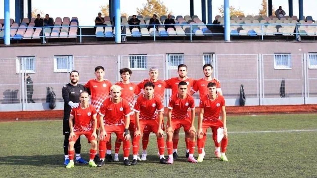 Körfez Gençlerbirliği Gölcük Harbiş'i 2-1 Yenip 3 Puan Aldı