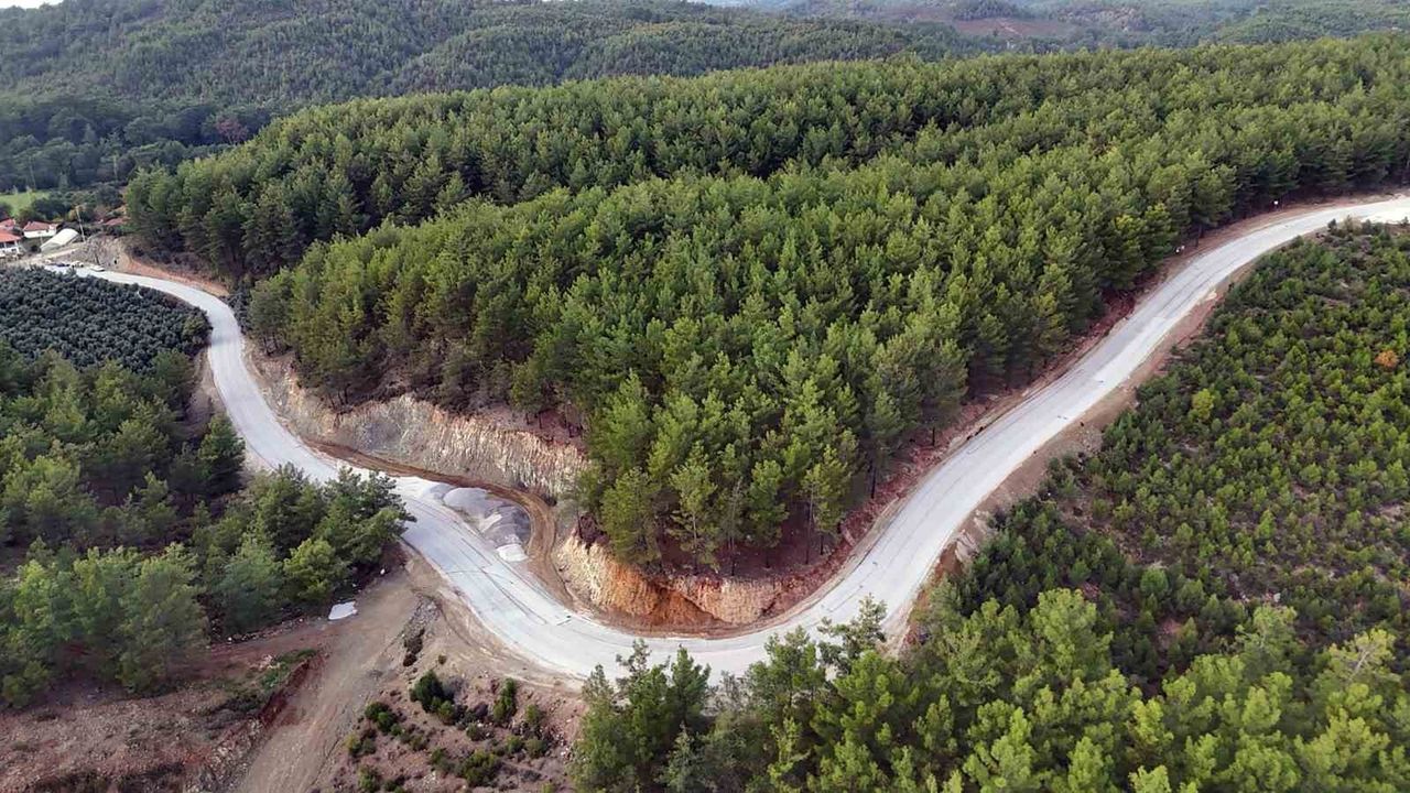 Köyceğiz'de 21 Milyon TL’lik Yol Yatırımı: 8 Bin Metrelik Çalışma Sürüyor