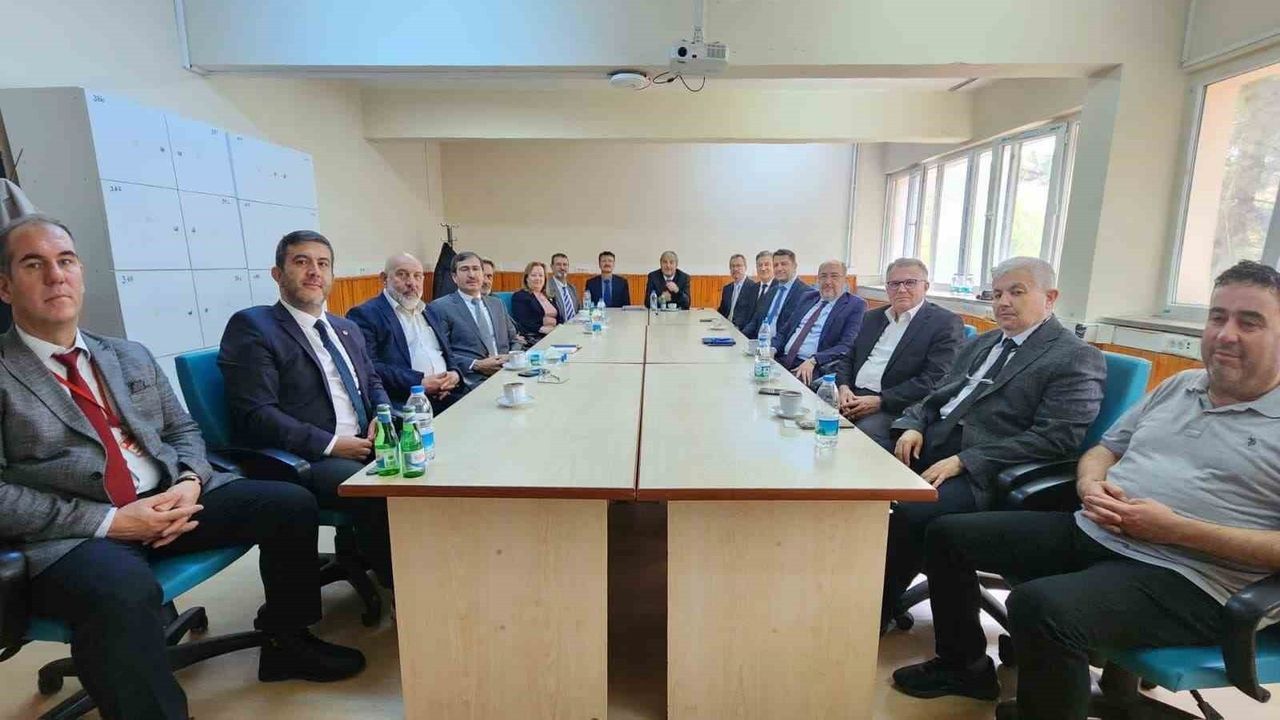 Kütahya'da Meslek Liseleri İstişare Toplantısı: Ok…