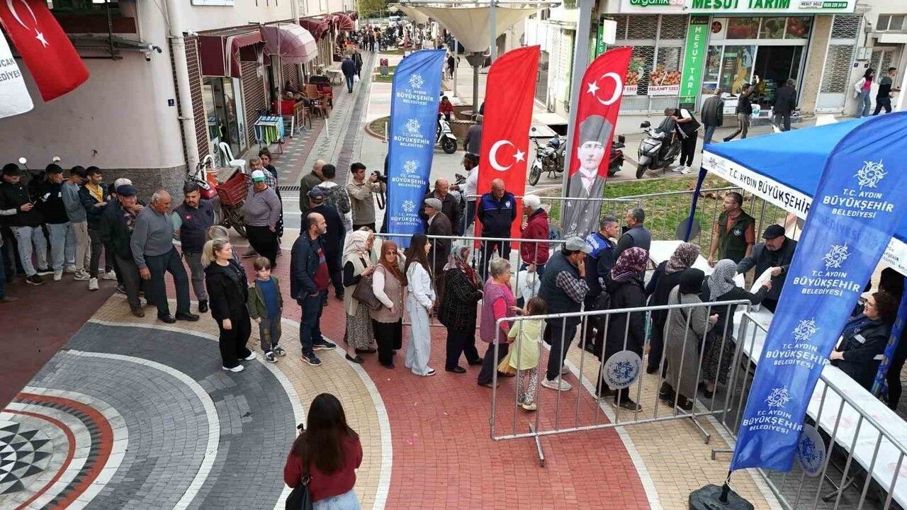 Kuyucak’ta Binlerce Ata Tohumu Fidesi Ücretsiz Dağıtıldı