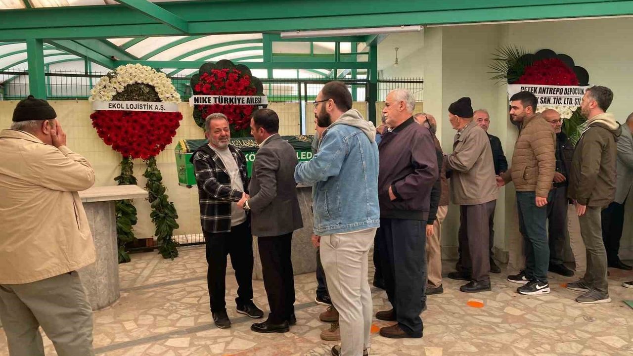 Kuzey Marmara Otoyolu'nda Kaza: Uğurcan Evcek Kocaeli'de Toprağa Verildi