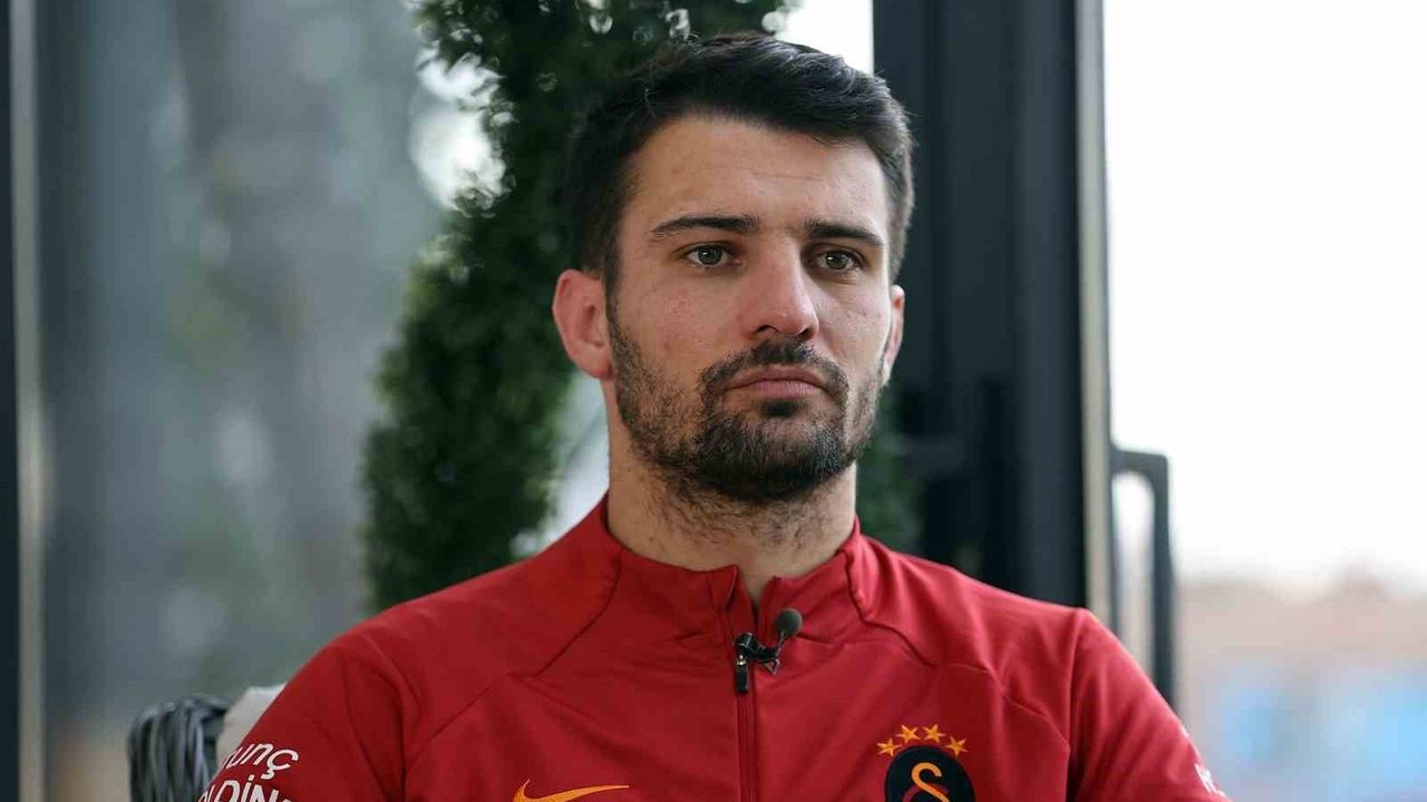 Leo Dubois futbolu bıraktığını açıkladı