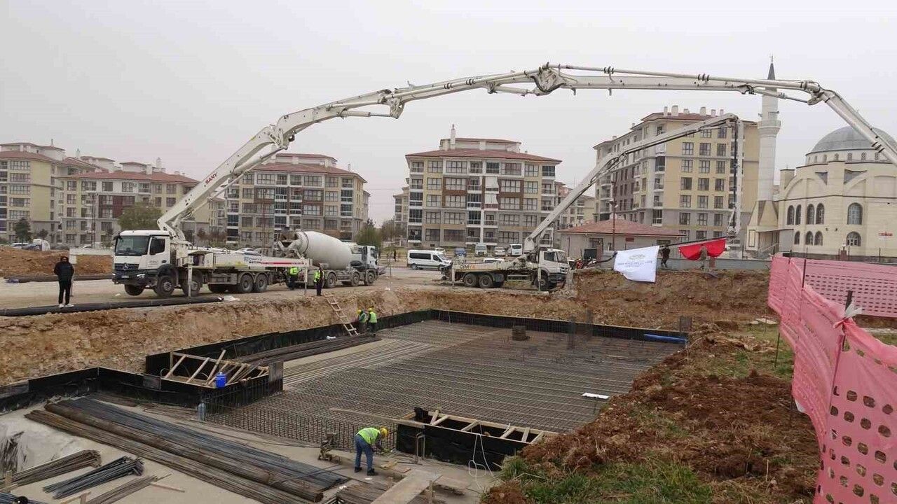 Malatya'da Engelsiz Yaşam ve Spor Merkezi 2. Etabının Temeli Atıldı