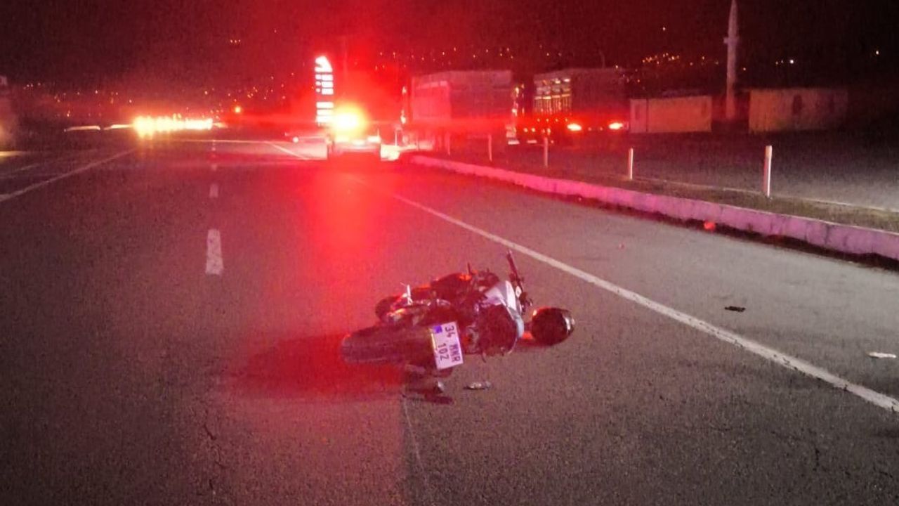 Malatya'da Motosiklet Yayaya Çarptı: Sürücü Selçuk Ç. Hayatını Kaybetti
