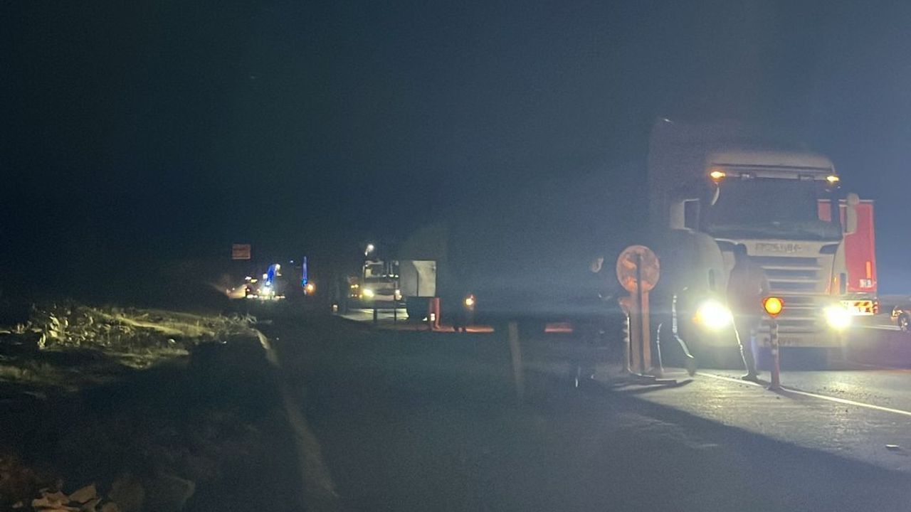 Malatya'da Tır ile Otomobil Çarpıştı: 2 Yaralı