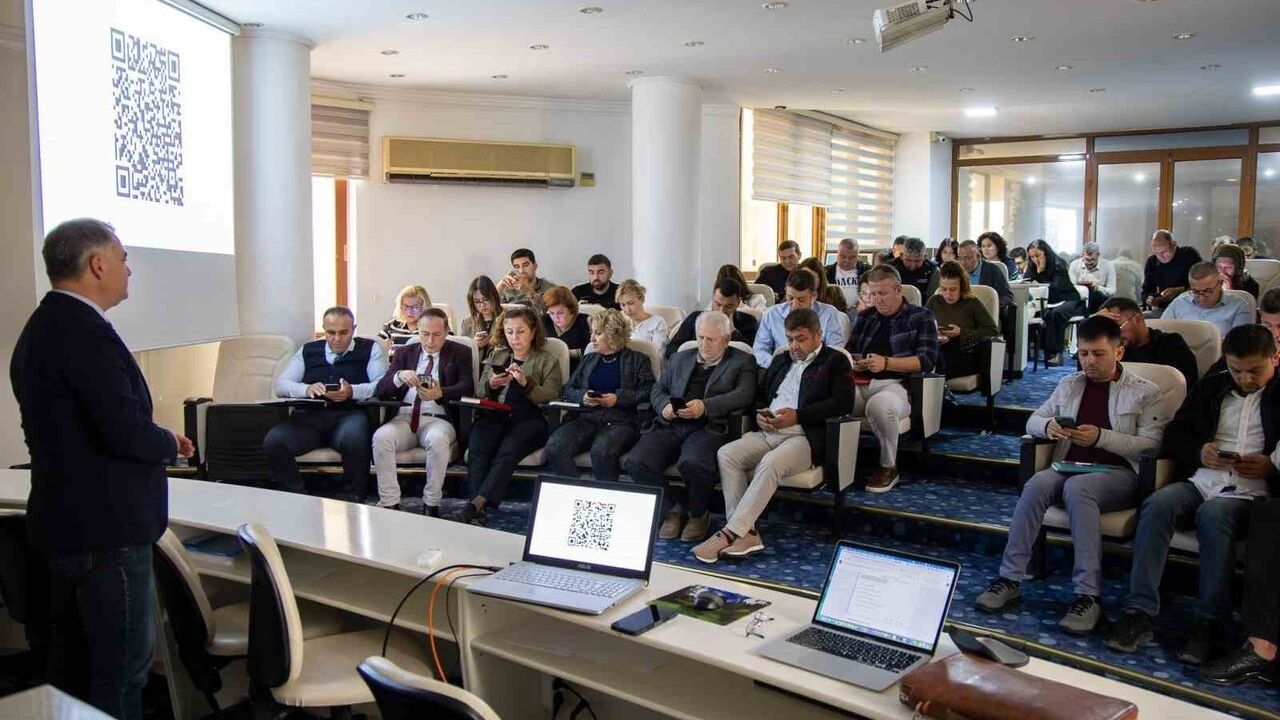 Manavgat Belediyesi'nde Kamu İç Kontrol ve Risk Yönetimi Eğitimi