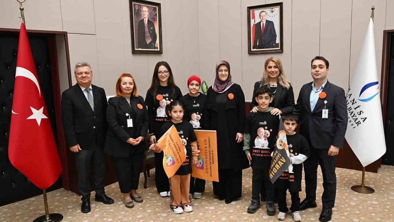 Manisa CBÜ'de Turuncu Farkındalık: LÖSEV, Rektör Prof. Dr. Rana Kibar’ı Ziyaret Etti